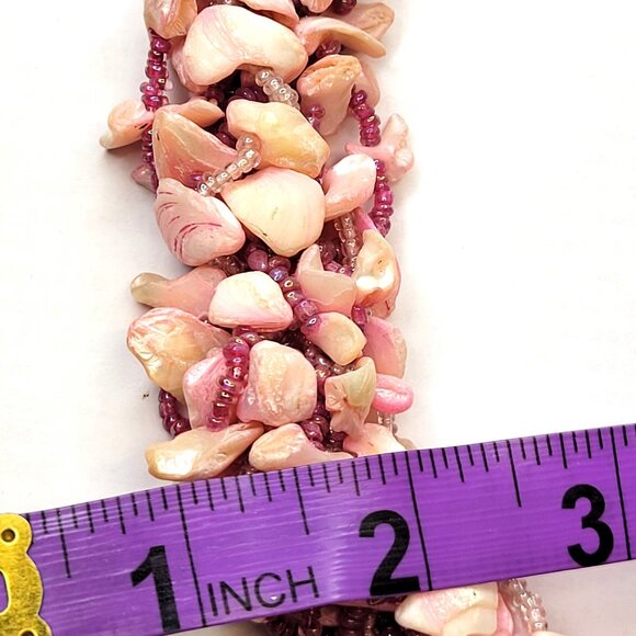 Chunky Pink Shell Chips and Pink Beads Bib Necklace - Picture 8 of 12